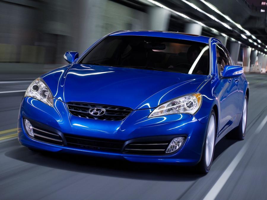  Hyundai Genesis Coupe 2009 года  (US) (фото 18 из 30)